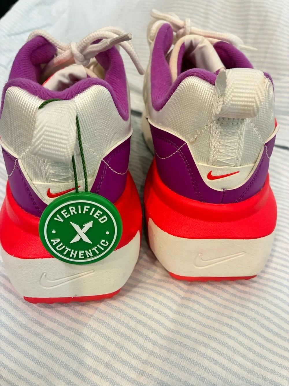 Nike women’s air
